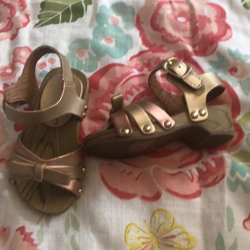 2/10 bundle eligible ⭐️⭐️Used Cat and Jack shoes